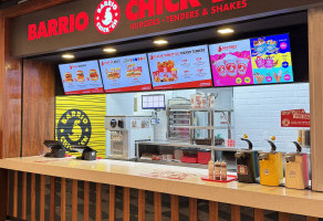 Barrio_Chicken_Samara_Shops_02.jpg
